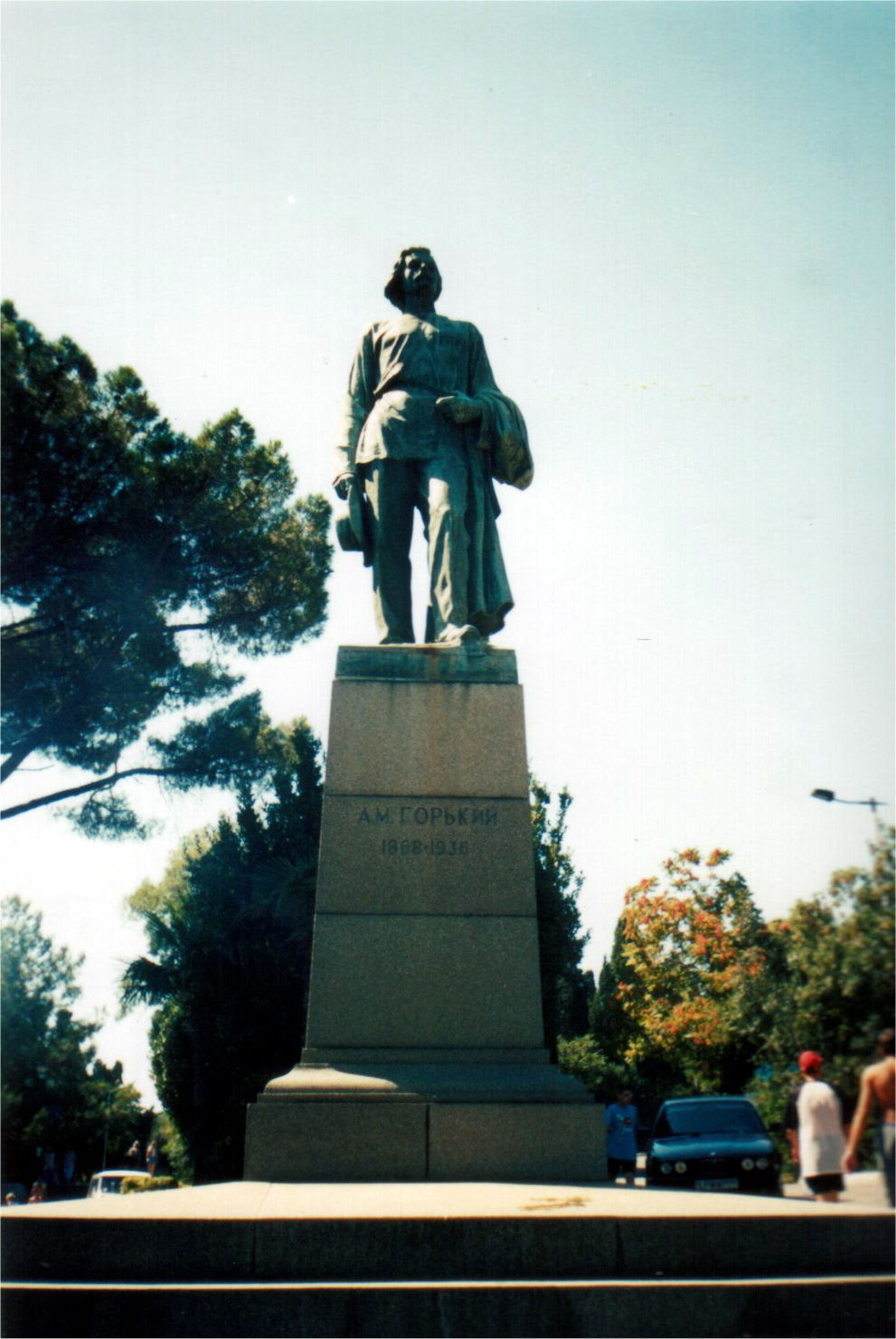 Statuia lui Gorki in Primorski Parc Yalta